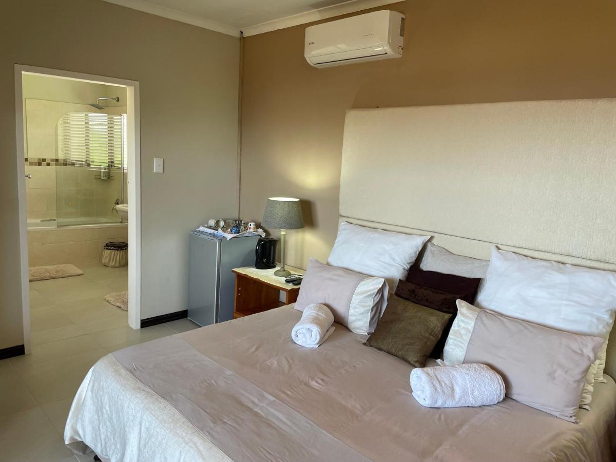 Eden Rose Manor B&B ลา แมร์ซี ภายนอก รูปภาพ